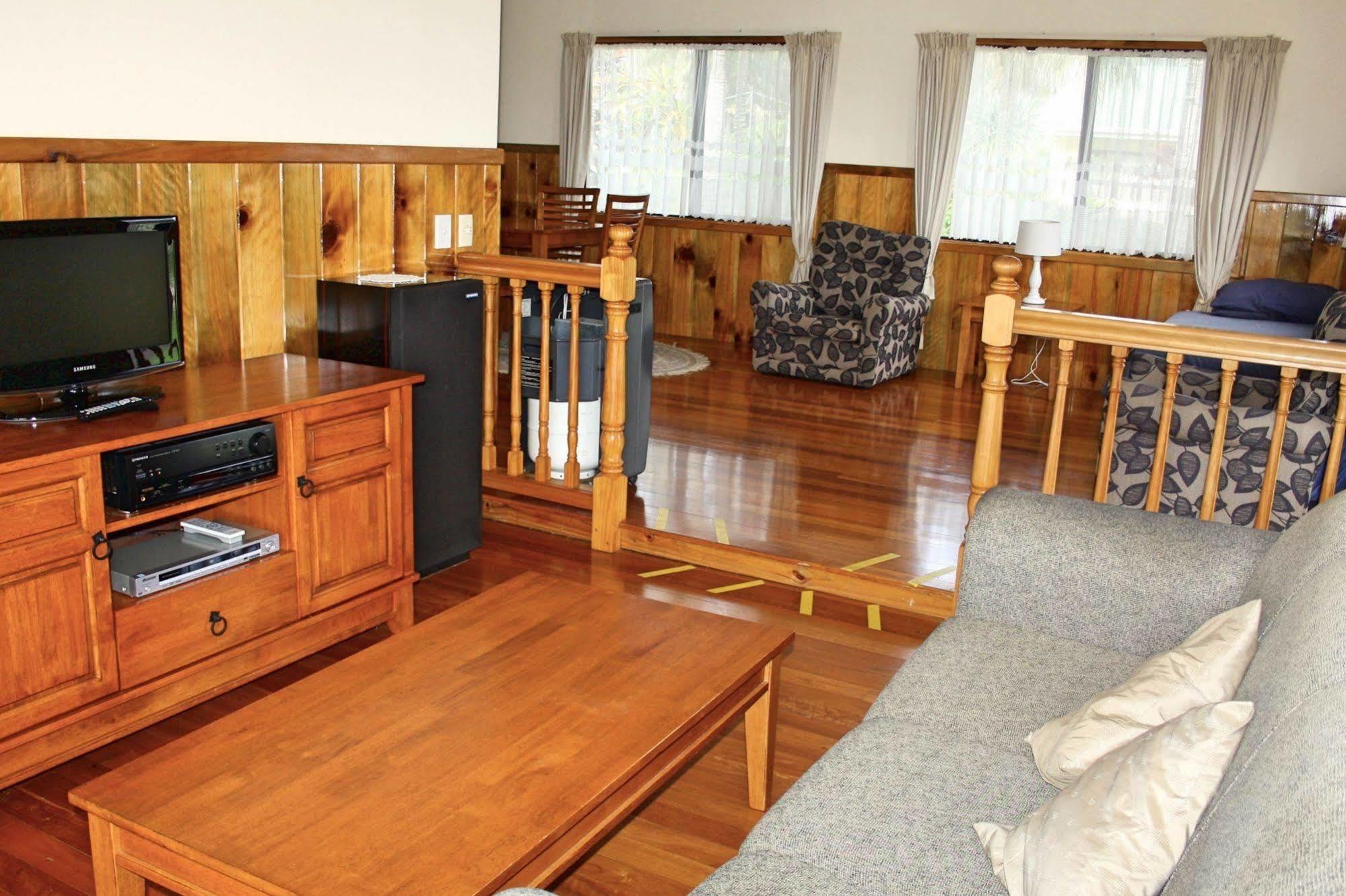 ホテルTau Gardens Norfolk Island エクステリア 写真